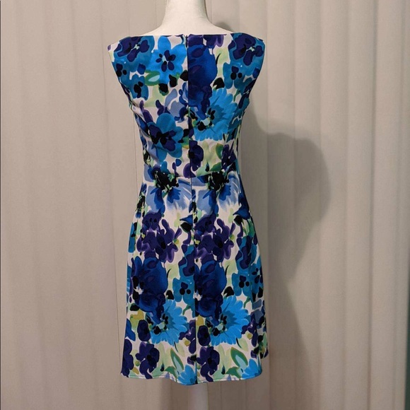 Floral Spring Dress - Picture 2 of 4